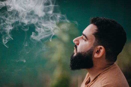 Dýmkování a Meditace: Klíč k Hluboké Relaxaci a Soustředění